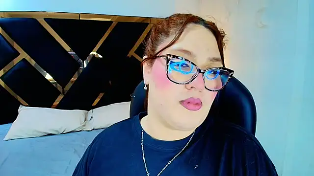 Snapshot of Camiila_Osorio chatting on June 6, 2026, 7:29 pm Camiila Osorio online show from June 6, 2026, 7:29 pm
