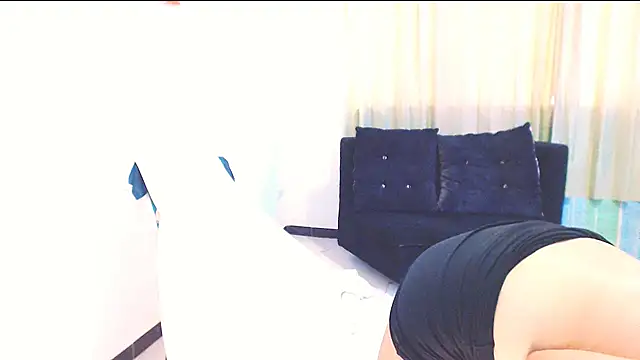 Snapshot of Stephanie520 chatting on December 25, 2024, 6:52 pm Stephanie520 online show from December 25, 2024, 6:52 pm