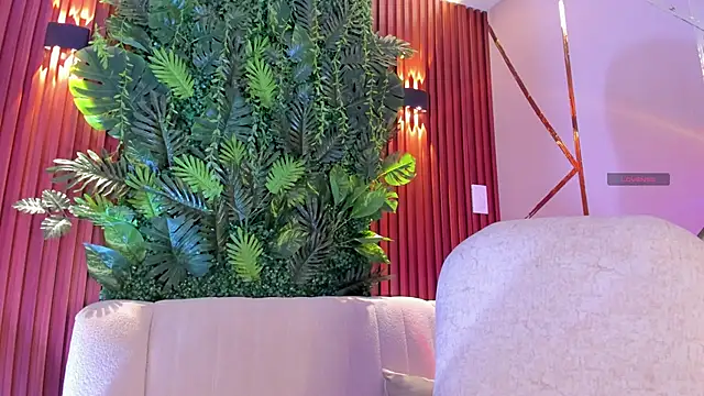 foxxxmegan online show from October 31, 2025, 3:13 pm