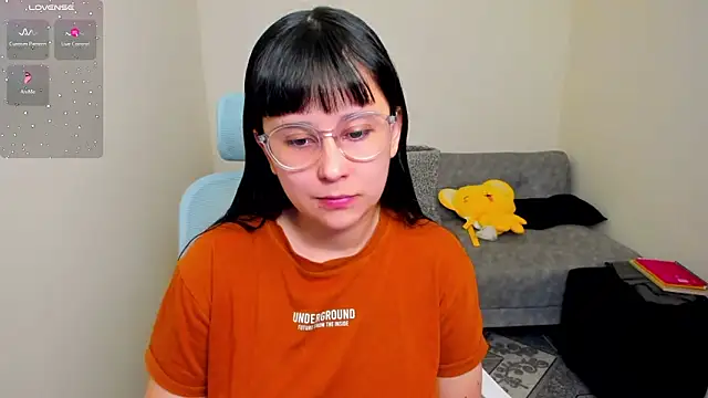 Snapshot of Sofiskies chatting on March 11, 2026, 11:22 pm Sofiskies online show from March 11, 2026, 11:22 pm