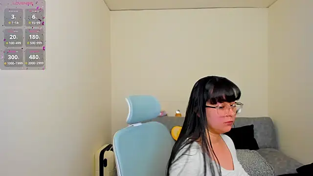 Sofiskies online show from July 29, 2026, 1:04 am