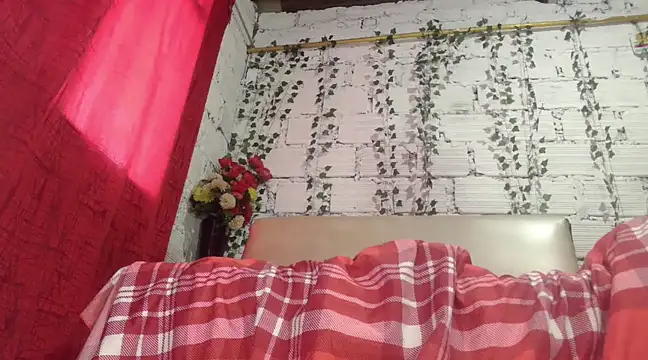 Snapshot of Goddexxxvane chatting on March 4, 2025, 5:03 pm Goddexxxvane online show from March 4, 2025, 5:03 pm