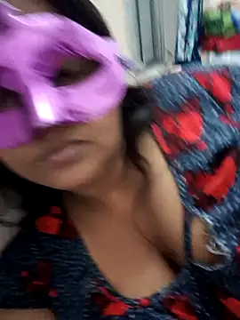 Snapshot of Ayesha-Baby chatting on December 18, 2024, 11:13 am Ayesha-Baby online show from December 18, 2024, 11:13 am