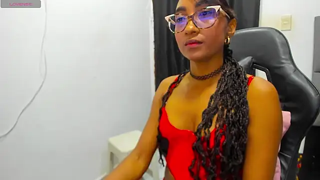 MurphyAngelina online show from July 5, 2026, 3:13 am