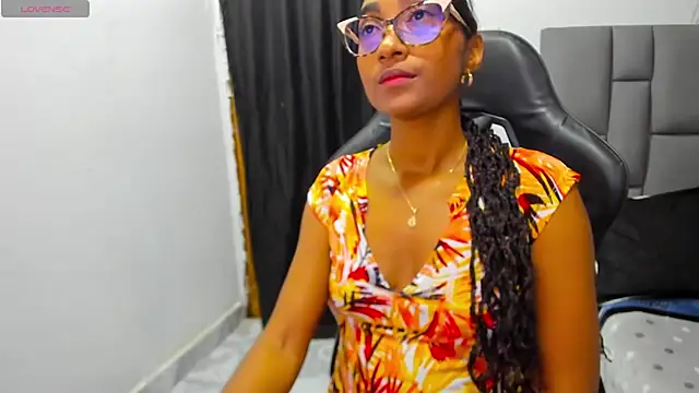 MurphyAngelina online show from July 25, 2026, 4:21 am