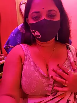 nisha baby2 online show from February 4, 2026, 9:09 pm