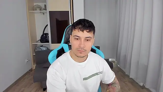 MatMalonne online show from February 2, 2025, 6:37 am