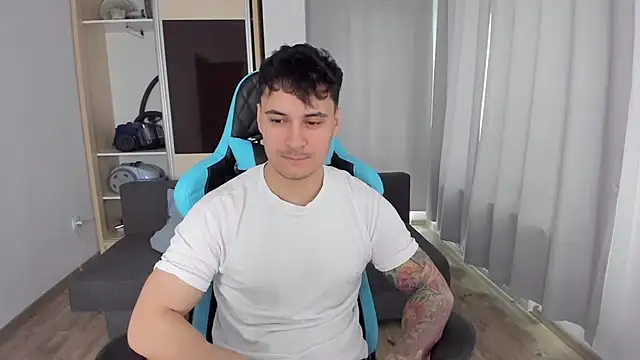 MatMalonne online show from February 12, 2025, 7:02 am