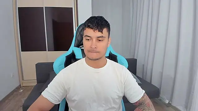 MatMalonne online show from October 15, 2025, 7:08 am