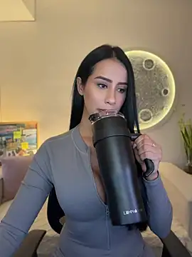 SarahhSmitth1 online show from June 22, 2026, 11:24 pm