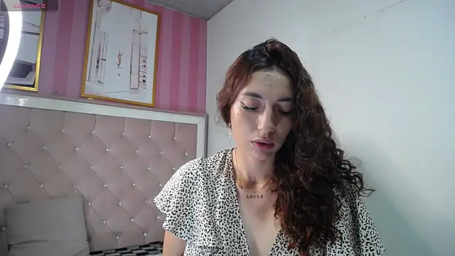 Snapshot of Tomoe_b chatting on December 12, 2024, 4:04 am Tomoe b online show from December 12, 2024, 4:04 am