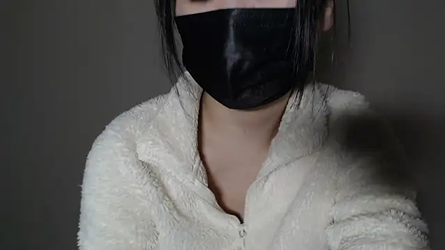 Hika-Channel online show from January 13, 2026, 8:36 pm