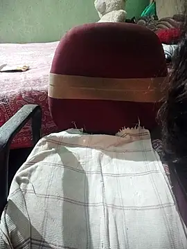 Snapshot of Ralisha_Rani chatting on October 20, 2025, 3:12 pm Ralisha Rani online show from October 20, 2025, 3:12 pm