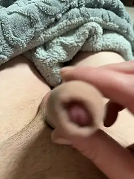 Snapshot of Andy-370 chatting on March 21, 2026, 10:24 pm Andy-370 online show from March 21, 2026, 10:24 pm