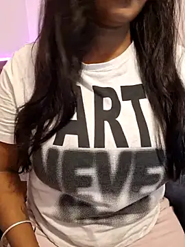 Snapshot of N-Natasha chatting on October 30, 2025, 4:03 am N-Natasha online show from October 30, 2025, 4:03 am