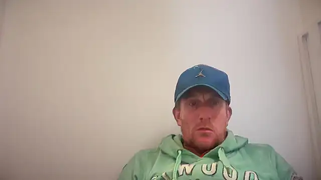 Snapshot of nakud4u chatting on December 22, 2024, 11:44 am nakud4u online show from December 22, 2024, 11:44 am