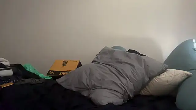 Snapshot of nakud4u chatting on December 18, 2025, 3:45 am nakud4u online show from December 18, 2025, 3:45 am