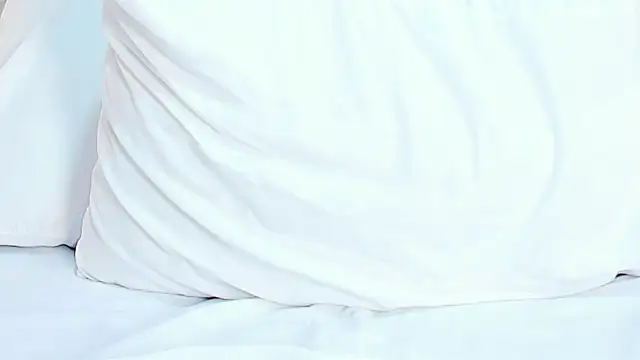miamiller69 online show from June 11, 2026, 2:53 am