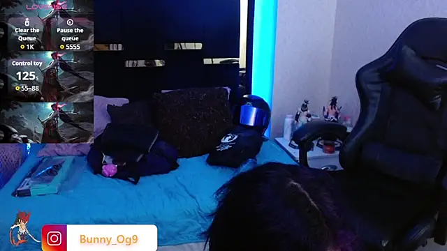 Bunny O online show from April 28, 2026, 1:37 am