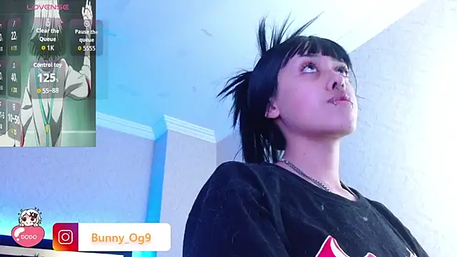 Snapshot of Bunny_O chatting on June 9, 2026, 11:38 pm Bunny O online show from June 9, 2026, 11:38 pm
