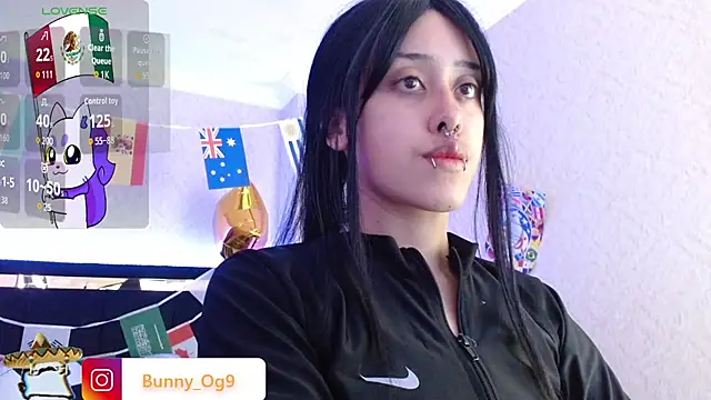 Snapshot of Bunny_O chatting on June 24, 2026, 12:09 am Bunny O online show from June 24, 2026, 12:09 am