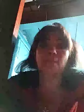 Snapshot of SweetLeila40 chatting on January 28, 2025, 10:34 pm SweetLeila40 online show from January 28, 2025, 10:34 pm