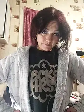 SweetLeila40 online show from December 22, 2025, 7:00 pm