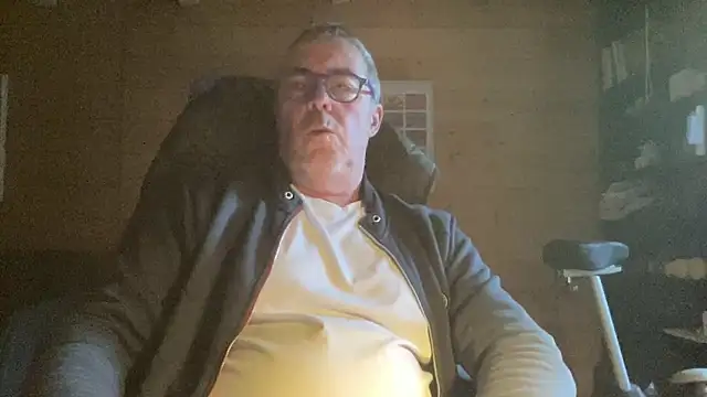 Snapshot of lelohop chatting on November 28, 2025, 7:22 am lelohop online show from November 28, 2025, 7:22 am