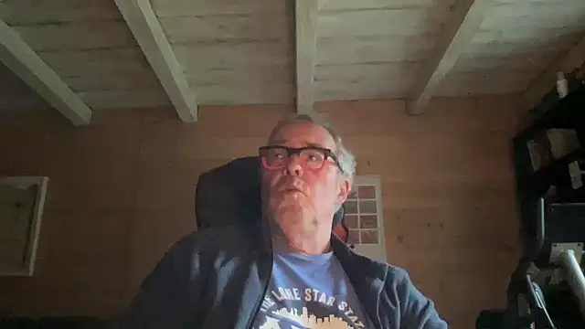 lelohop online show from March 18, 2026, 7:22 am