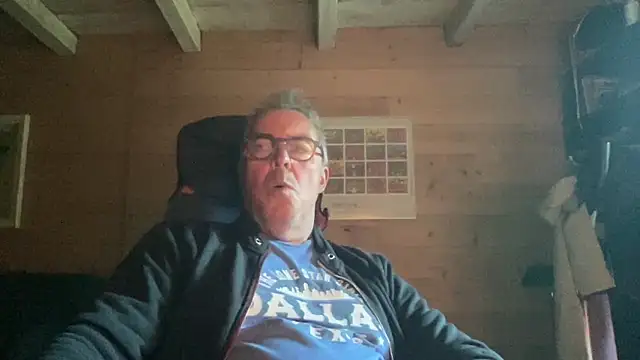 Snapshot of lelohop chatting on May 28, 2026, 6:10 am lelohop online show from May 28, 2026, 6:10 am