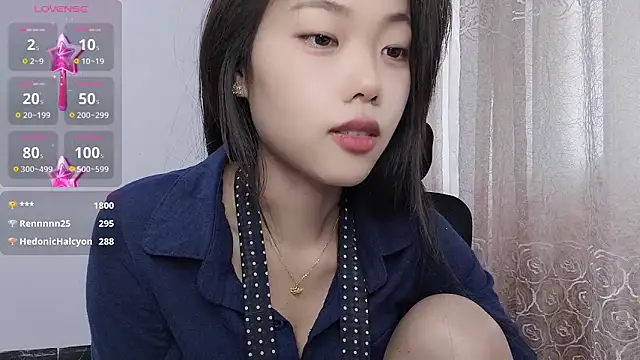 Snapshot of Lvy--v chatting on March 5, 2025, 1:42 am Lvy--v online show from March 5, 2025, 1:42 am