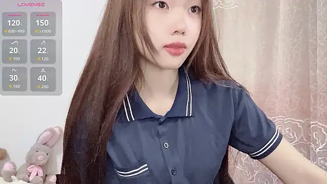 Snapshot of Lvy--v chatting on March 4, 2026, 11:22 pm Lvy--v online show from March 4, 2026, 11:22 pm