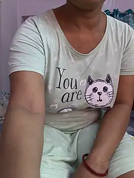 Snapshot of MUMTAJ-1 chatting on June 11, 2026, 12:43 am MUMTAJ-1 online show from June 11, 2026, 12:43 am