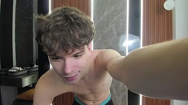 Snapshot of calvin_love_you chatting on May 19, 2026, 3:07 pm calvin love you online show from May 19, 2026, 3:07 pm