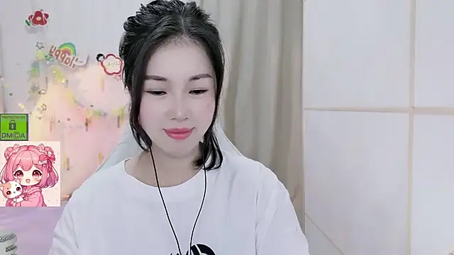 HK angelchloe online show from July 26, 2026, 1:36 am