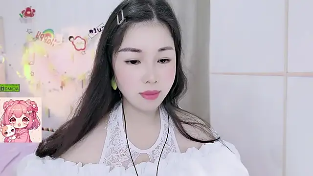 HK angelchloe online show from August 3, 2026, 1:15 am