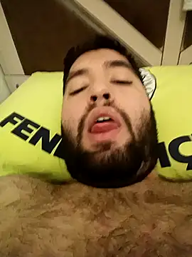 Snapshot of 31cektirenbatuu chatting on October 13, 2025, 10:32 pm 31cektirenbatuu online show from October 13, 2025, 10:32 pm