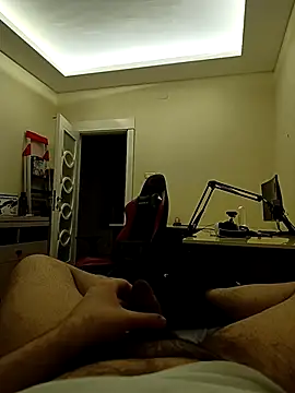 Snapshot of 31cektirenbatuu chatting on October 28, 2025, 10:12 pm 31cektirenbatuu online show from October 28, 2025, 10:12 pm