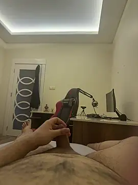 Snapshot of 31cektirenbatuu chatting on March 13, 2026, 10:05 pm 31cektirenbatuu online show from March 13, 2026, 10:05 pm