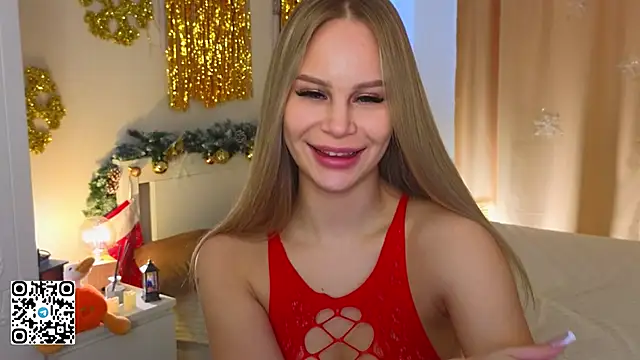 Snapshot of CassieMurr chatting on December 25, 2024, 5:16 am CassieMurr online show from December 25, 2024, 5:16 am
