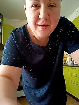 Snapshot of Annet1912 chatting on December 22, 2025, 9:06 am Annet1912 online show from December 22, 2025, 9:06 am