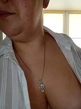 Snapshot of Annet1912 chatting on February 19, 2026, 10:00 am Annet1912 online show from February 19, 2026, 10:00 am