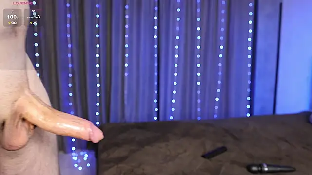 Snapshot of sweet_couple777 chatting on February 12, 2025, 6:51 pm sweet couple777 online show from February 12, 2025, 6:51 pm