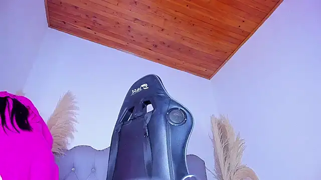 Tahiraa  online show from September 30, 2025, 1:27 pm