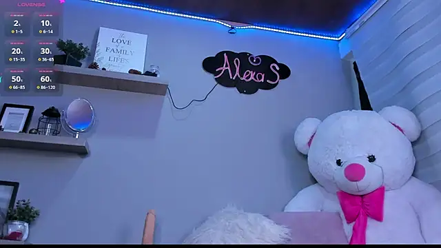 Alexasmith06 online show from December 17, 2024, 9:05 pm