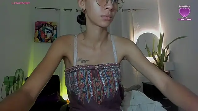 Sophie sweett19 online show from February 25, 2026, 2:21 am