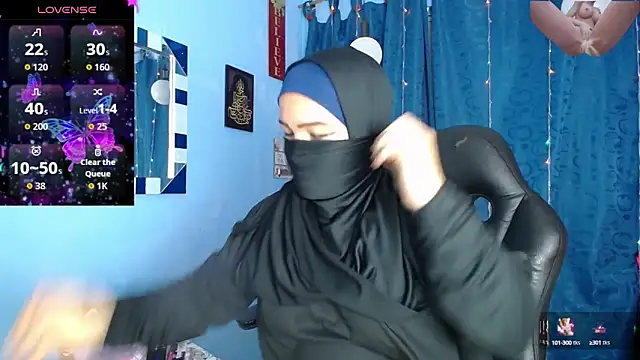 Snapshot of Falak-Yasin chatting on September 23, 2025, 12:08 pm Falak-Yasin online show from September 23, 2025, 12:08 pm