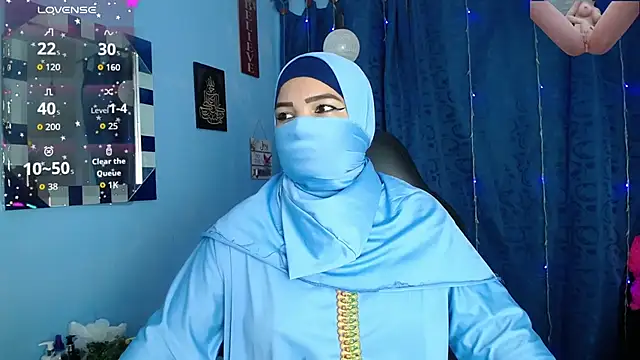 Snapshot of Falak-Yasin chatting on September 30, 2025, 12:21 pm Falak-Yasin online show from September 30, 2025, 12:21 pm