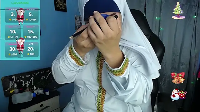 Snapshot of Falak-Yasin chatting on November 12, 2025, 11:54 am Falak-Yasin online show from November 12, 2025, 11:54 am