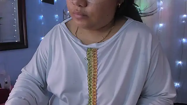 Snapshot of Falak-Yasin chatting on June 20, 2026, 11:46 am Falak-Yasin online show from June 20, 2026, 11:46 am